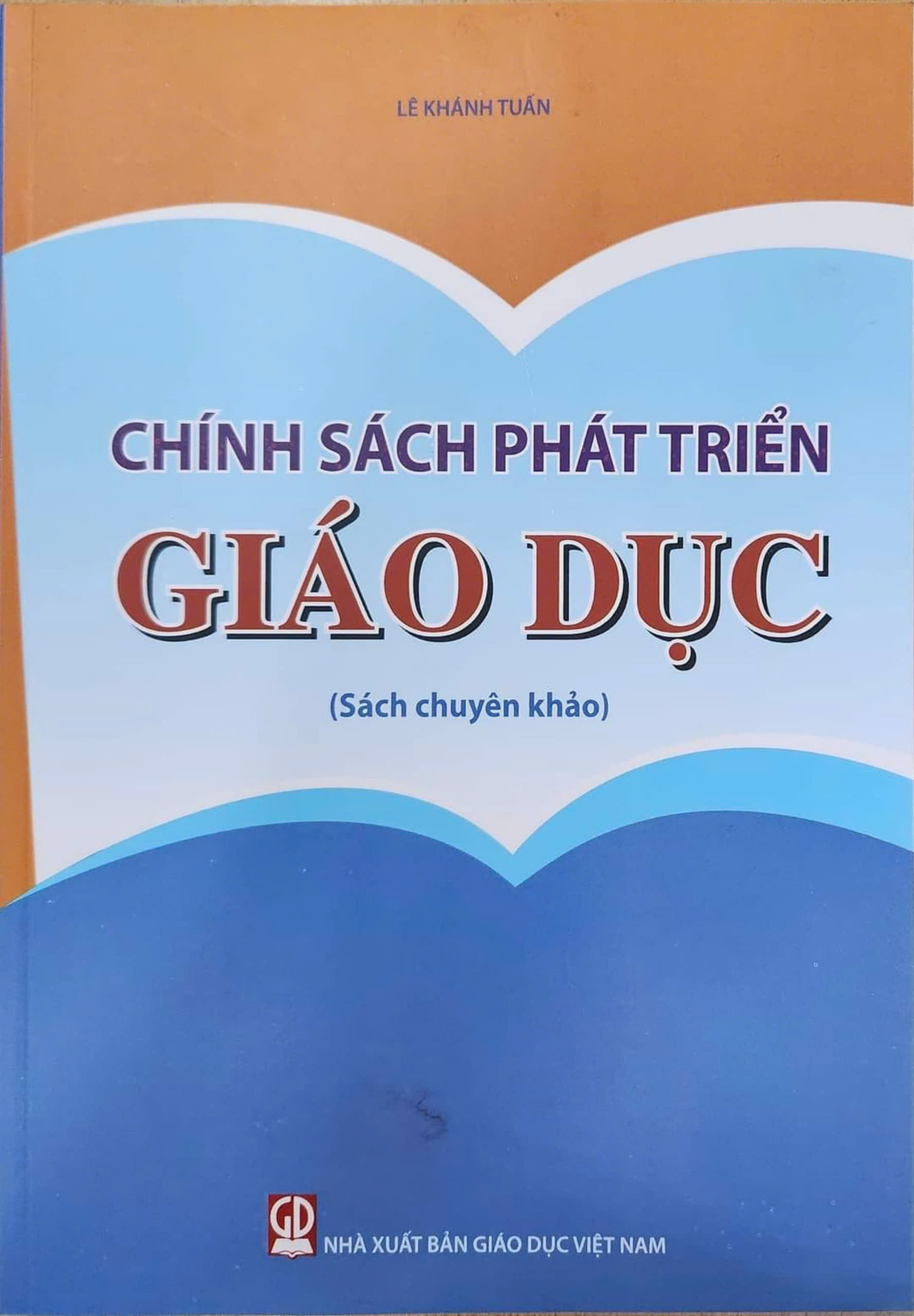 Chính sách phát triển giáo dục