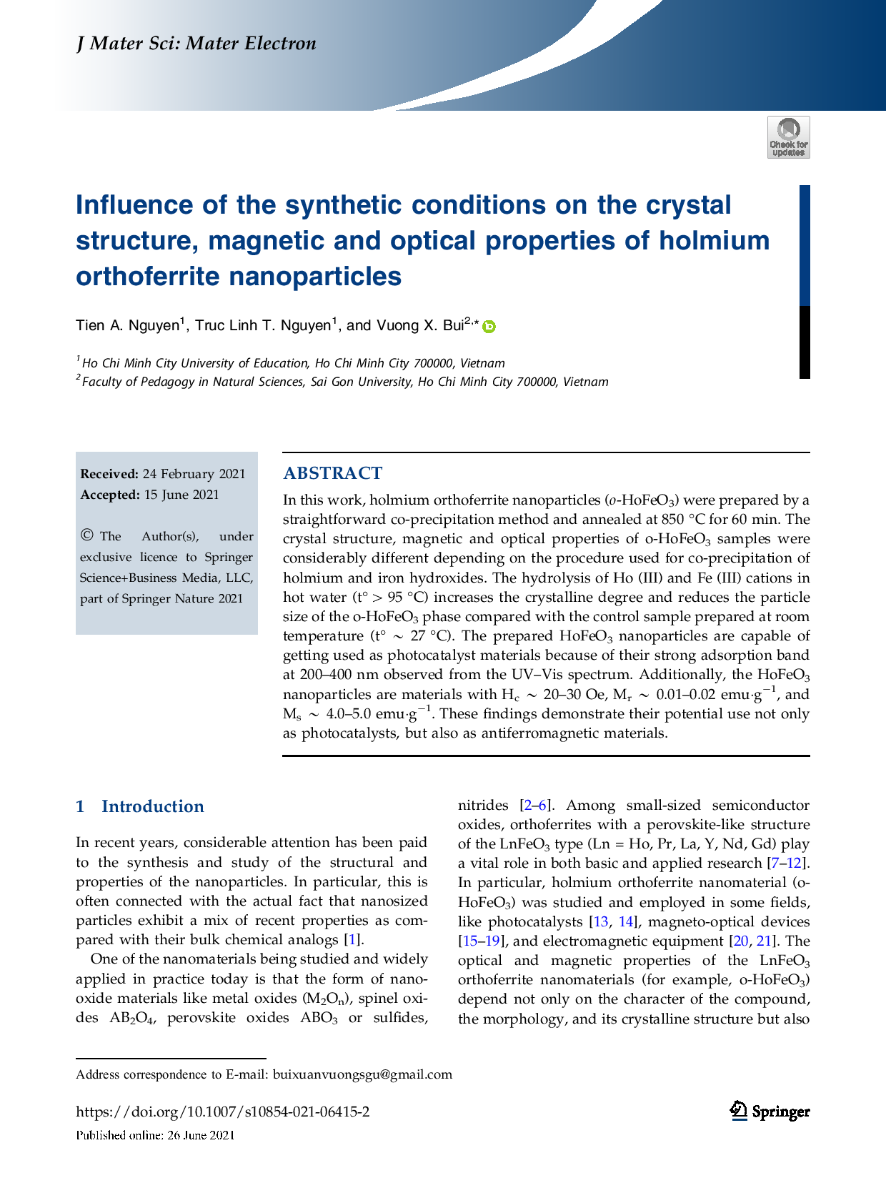 Influence of the synthetic conditions on the crystal structure, magnetic and optical properties of holmium orthoferrite nanoparticles  