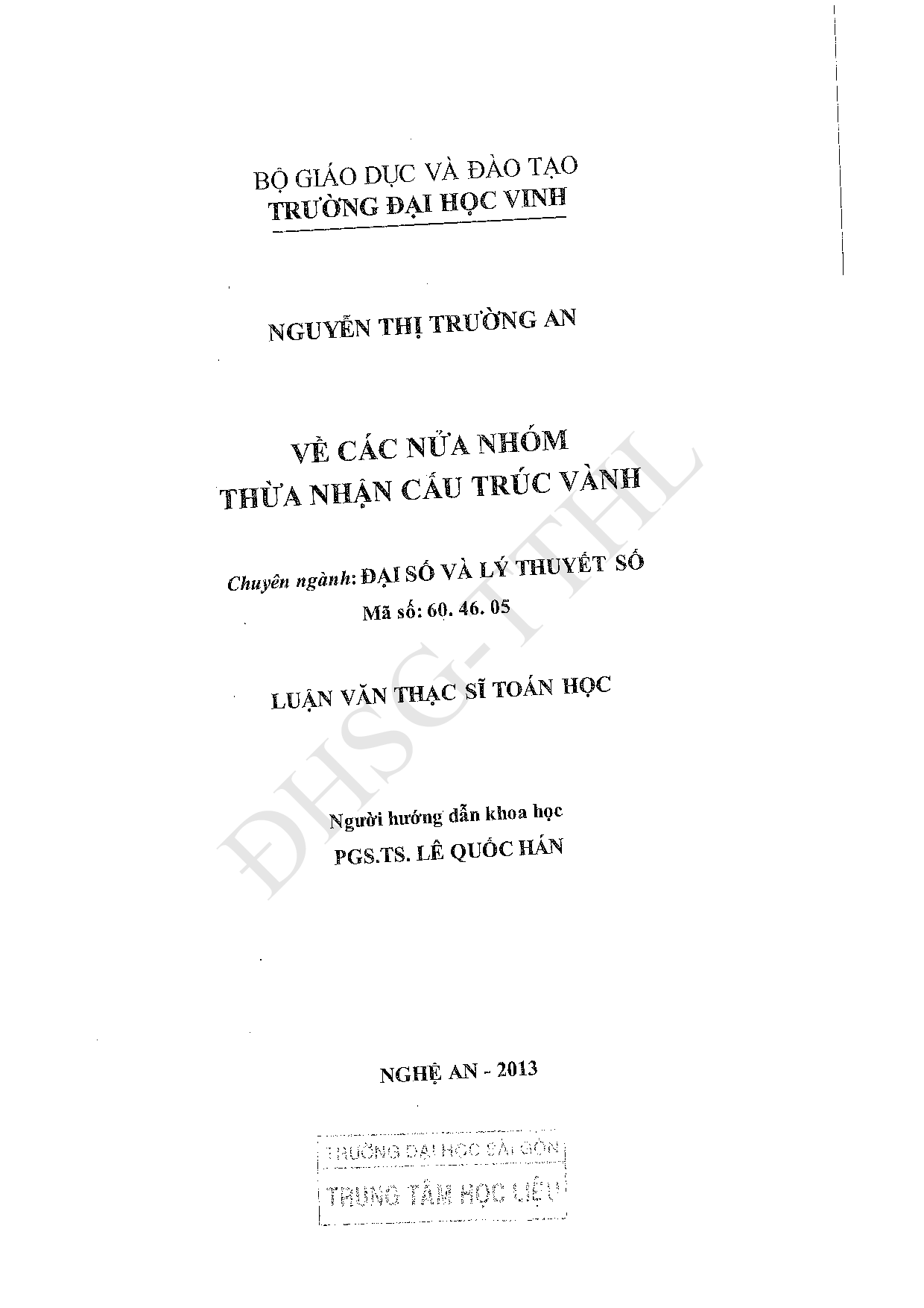 Về các nửa nhóm thừa nhận cấu trúc vành