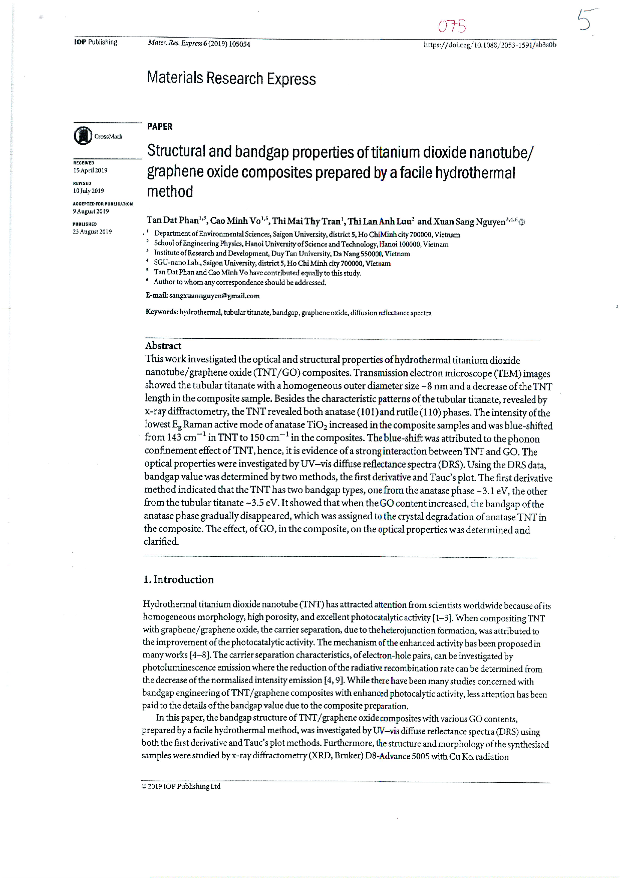 Structural and bandgap properties of titanium dioxide nanotube / graphene oxide composites prepared by a facile hydrothermal method  